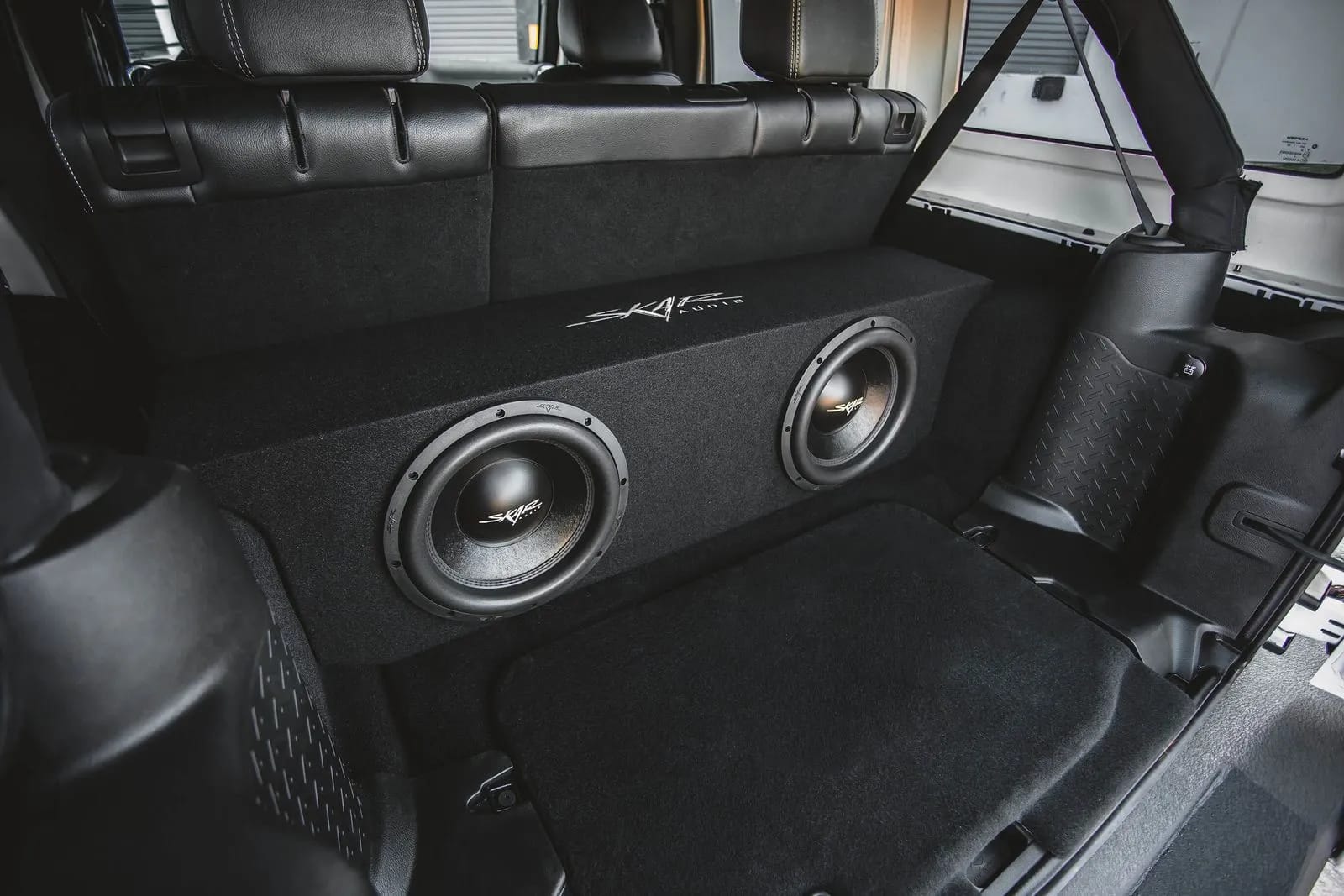 2007-2018 Jeep Wrangler Unlimited (JK) 4-Door Vehicle Compatible Dual 12" Subwoofer Enclosure #7