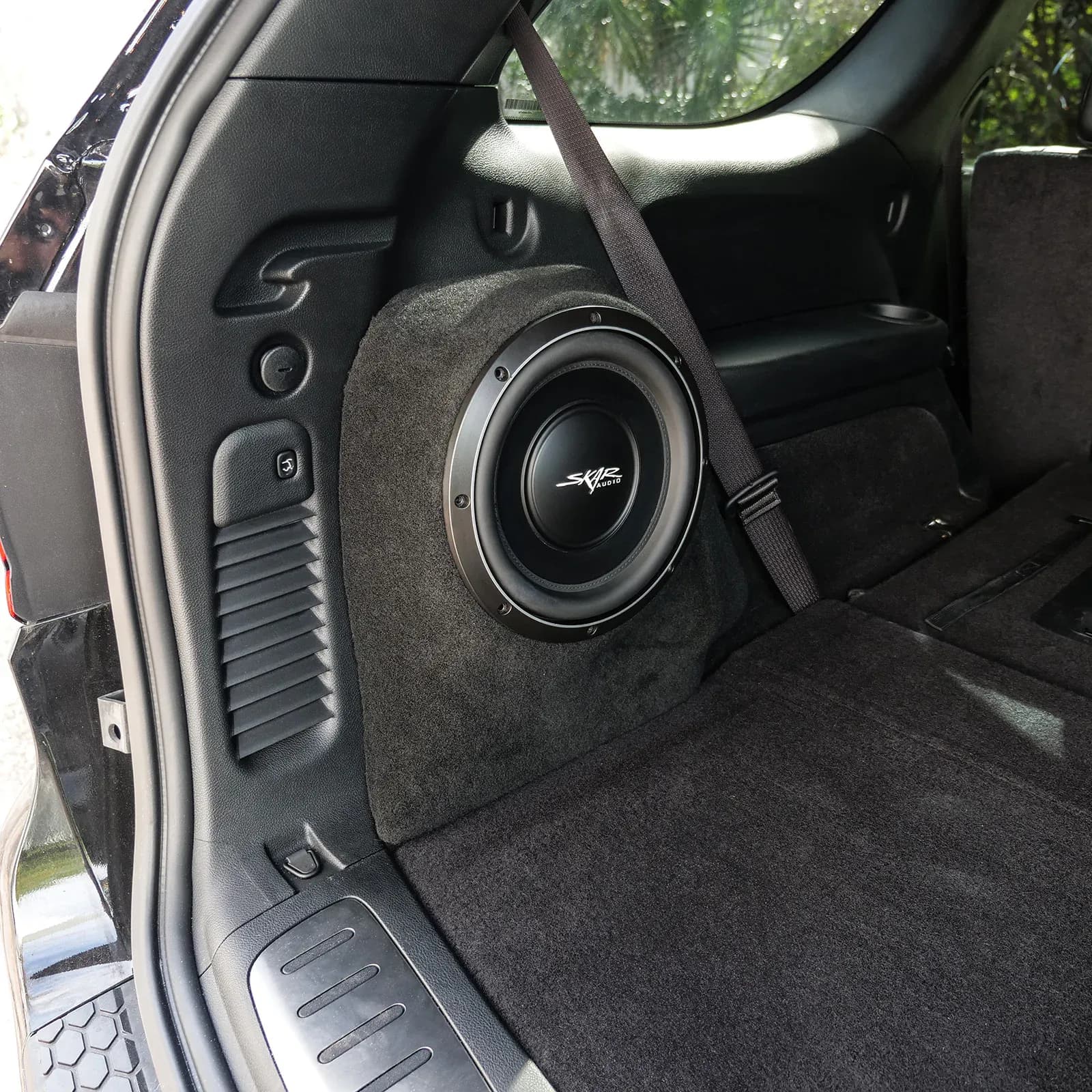 Featured Product Photo 7 for Single 10" 1,000W Max Power Loaded Subwoofer Enclosure Compatible with 2011-2025 Dodge Durango Vehicles